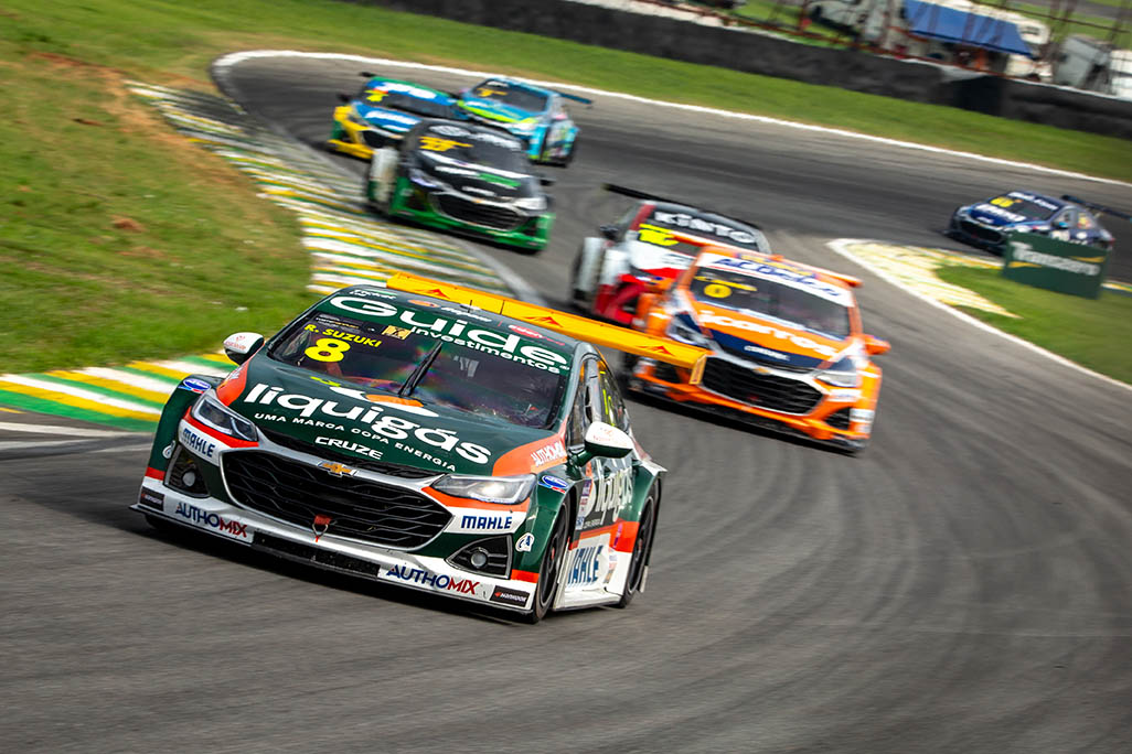 Stock Car chega em Curitiba com formato de rodada tripla - Revista iCarros